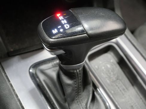 Used 2022 Dodge Charger SXT w/ Blacktop Package AWD/4WD image 23