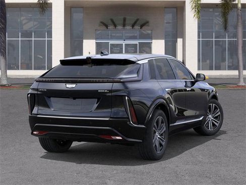 New 2026 Cadillac Lyriq Premium Luxury image 4