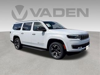 Certified 2024 Jeep Wagoneer L Series III w/ Flexible Seating Group AWD/4WD video 1