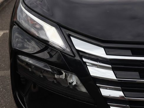 Certified 2023 Nissan Rogue SV AWD/4WD image 12