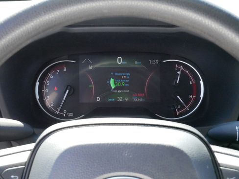 Certified 2024 Toyota RAV4 LE image 21