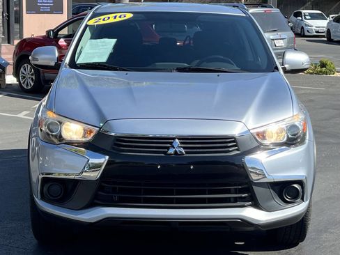 Used 2016 Mitsubishi Outlander Sport ES image 2