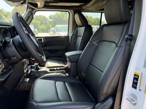New 2026 Jeep Wrangler Unlimited Rubicon AWD/4WD image 14