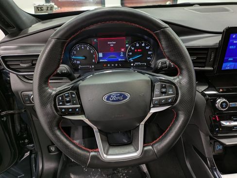 Used 2022 Ford Explorer ST-Line w/ Class IV Trailer Tow Package image 18