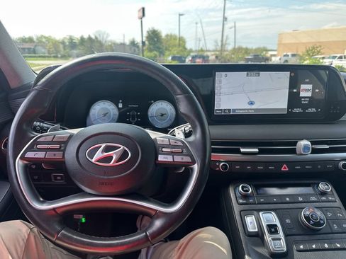 Used 2024 Hyundai Palisade Limited image 8