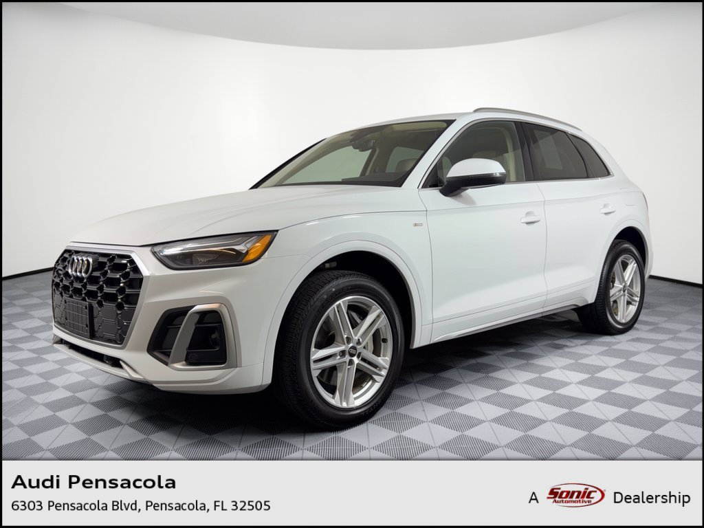 Used 2024 Audi Q5 e Premium w/ Convenience Package AWD/4WD image 1