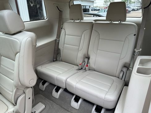 Used 2022 GMC Acadia Denali w/ Denali Ultimate Package image 10