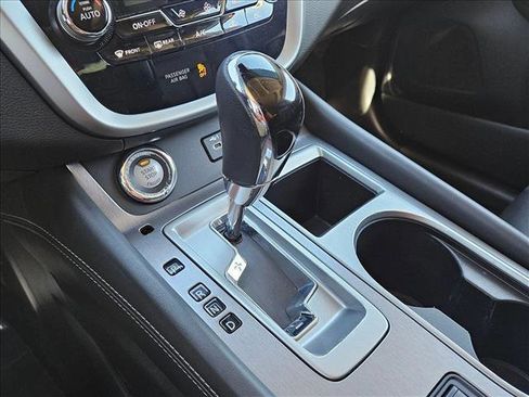 Used 2020 Nissan Murano SV w/ Premium Package FWD image 12