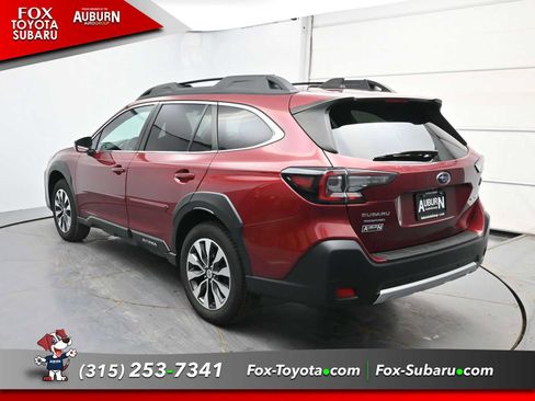 Used 2023 Subaru Outback Limited image 12