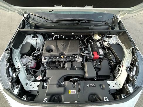 Used 2025 Toyota RAV4 XLE w/ Convenience Package image 31