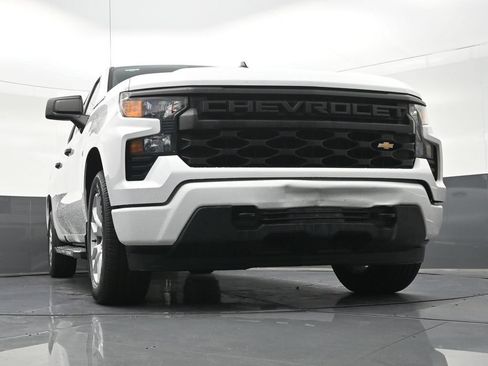 Used 2022 Chevrolet Silverado 1500 Custom RWD image 30