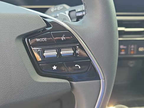 New 2026 Kia Niro Wind FWD image 31