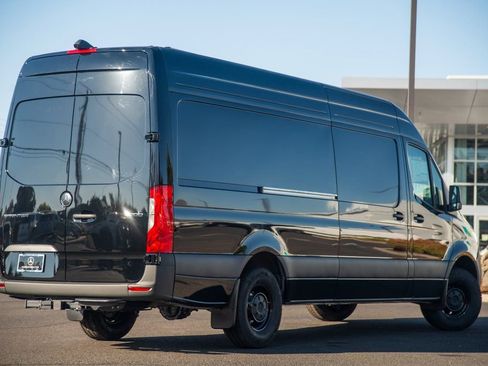 New 2025 Mercedes-Benz Sprinter 2500 image 11