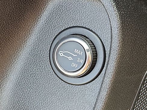 Used 2024 Buick Envista Preferred w/ Convenience I Package FWD image 23