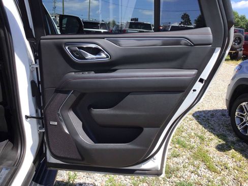 Used 2021 Chevrolet Tahoe RST w/ Luxury Package RWD image 7