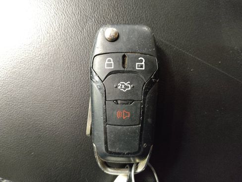Used 2023 Ford Explorer 4WD image 32