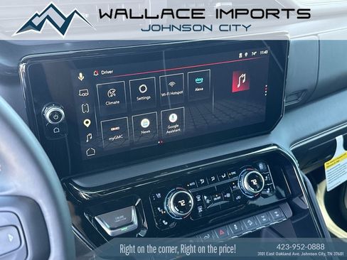 Used 2025 GMC Sierra 1500 AT4X AWD/4WD image 24