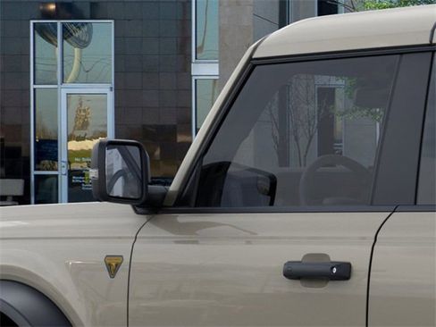 New 2025 Ford Bronco Badlands image 22