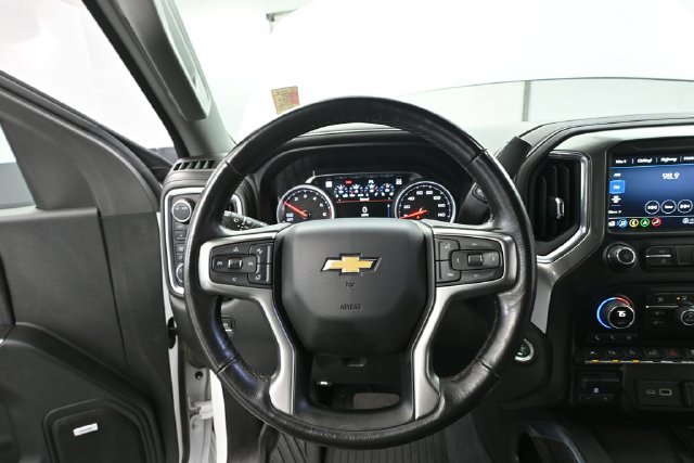 Used 2021 Chevrolet Silverado 1500 LTZ w/ Technology Package AWD/4WD image 21