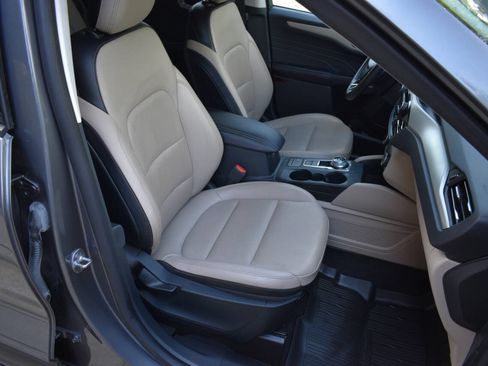Used 2021 Ford Escape SEL AWD/4WD image 22