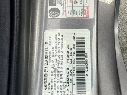 Used 2015 Nissan 370Z Touring RWD image 28