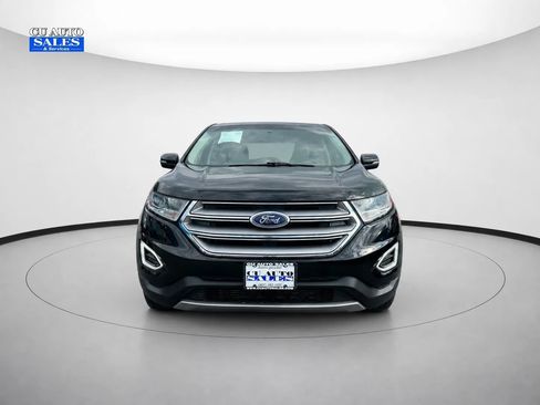 Used 2018 Ford Edge Titanium w/ Technology Package AWD/4WD image 2