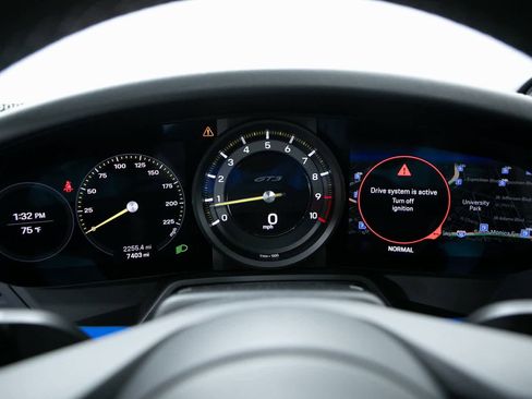 Certified 2022 Porsche 911 GT3 image 19