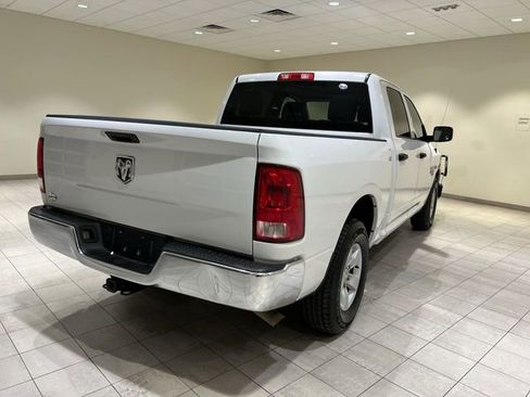 Used 2020 RAM 1500 Tradesman w/ Chrome Appearance Group RWD image 5