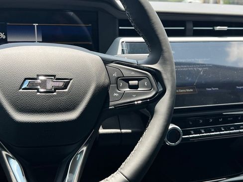 New 2027 Chevrolet Bolt LT w/ Comfort Package FWD image 17
