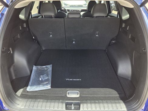 Used 2022 Hyundai Tucson Limited w/ Cargo Package FWD image 9