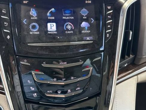 Used 2016 Cadillac Escalade Luxury AWD/4WD image 7