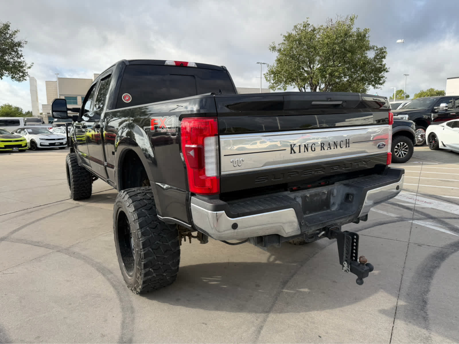 Used 2017 Ford F250 King Ranch w/ King Ranch Ultimate Package AWD/4WD image 4
