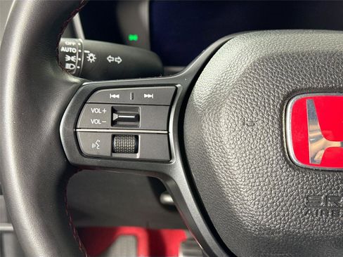 Used 2023 Honda Civic Type R image 16