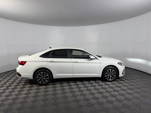Used 2025 Volkswagen Jetta S FWD image 7