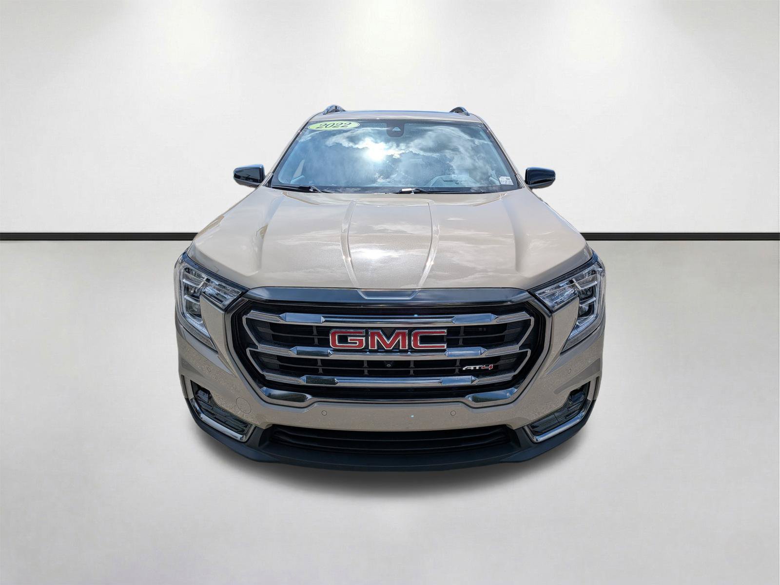 Used 2022 GMC Terrain AT4 w/ Infotainment Package II AWD/4WD image 9