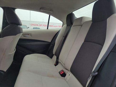 Used 2021 Toyota Corolla LE image 8