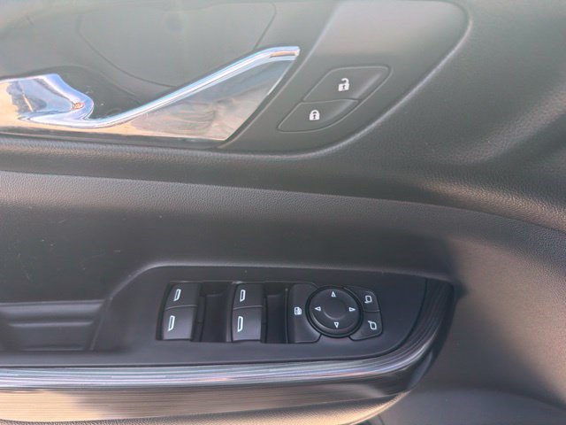 Used 2018 GMC Acadia SLT AWD/4WD image 12