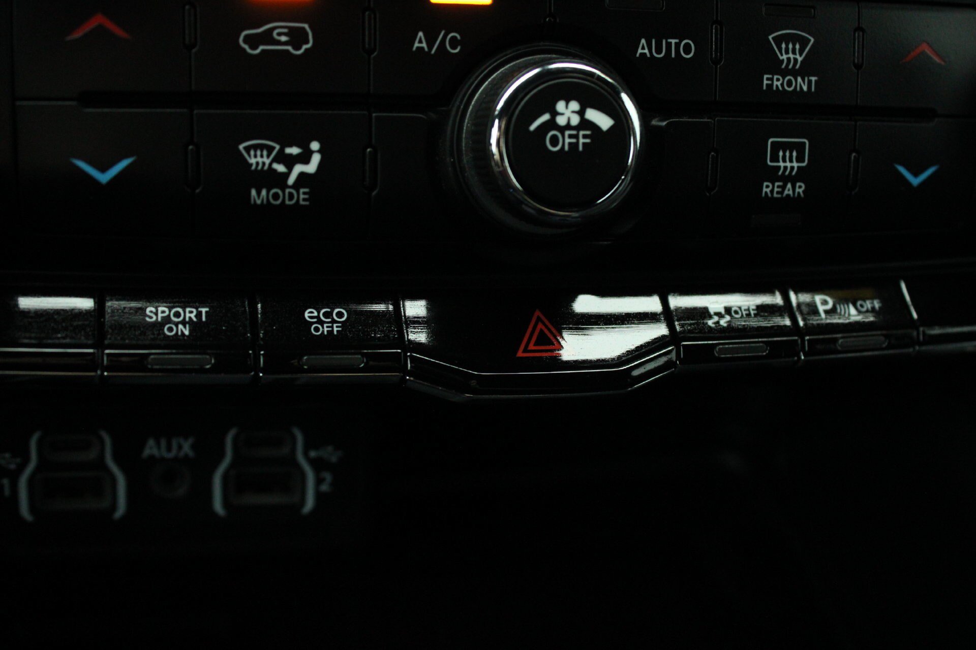 Used 2021 Dodge Durango R/T w/ Blacktop Package AWD/4WD image 44