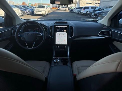 Used 2022 Ford Edge SEL w/ Convenience Package image 24