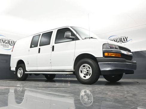 Used 2024 Chevrolet Express 2500 w/ Driver Convenience Package RWD image 29