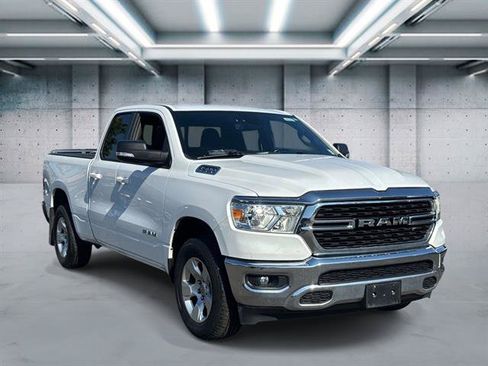 Used 2022 RAM 1500 Big Horn AWD/4WD image 3