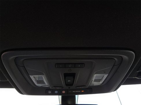 Used 2022 Chevrolet Silverado 1500 LTZ image 25