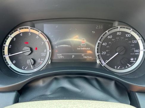 Used 2023 Toyota Highlander XSE FWD image 14