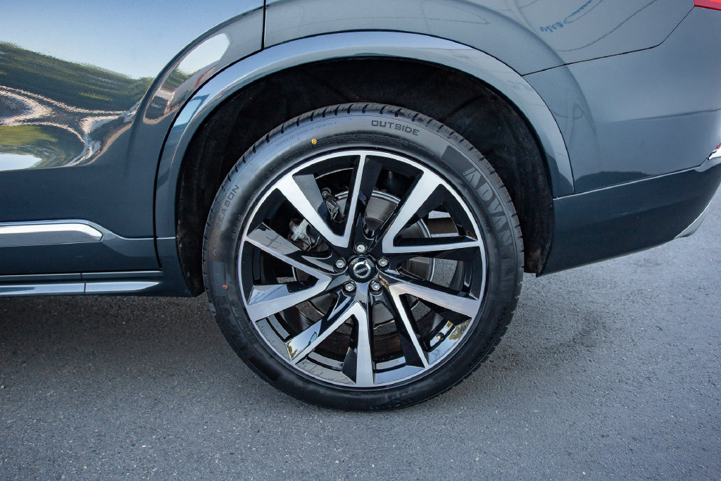 Used 2021 Volvo XC90 T8 Inscription Expression w/ Protection Package Premier AWD/4WD image 34