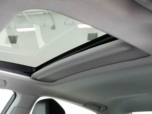 Used 2024 Honda Accord EX-L image 4