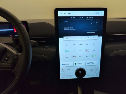 Certified 2025 Ford Mustang Mach-E Select w/ Comfort Package Lite image 19