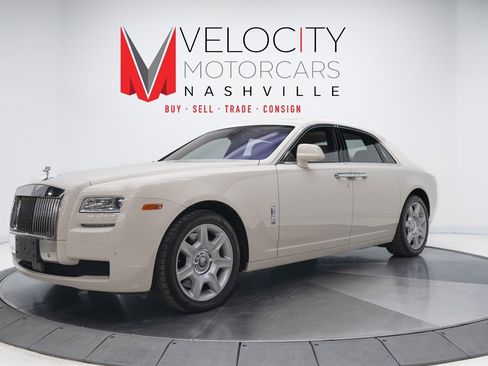 Used 2013 Rolls-Royce Ghost image 2