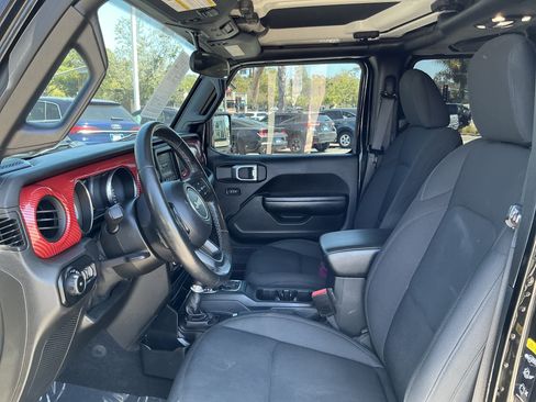 Used 2021 Jeep Wrangler Unlimited Sport AWD/4WD image 14
