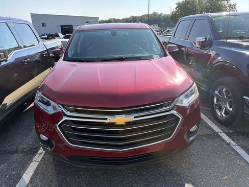 Used 2019 Chevrolet Traverse LT FWD image 10
