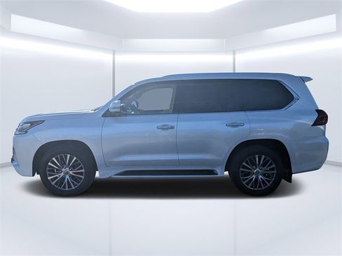 Used 2018 Lexus LX 570 4WD image 5